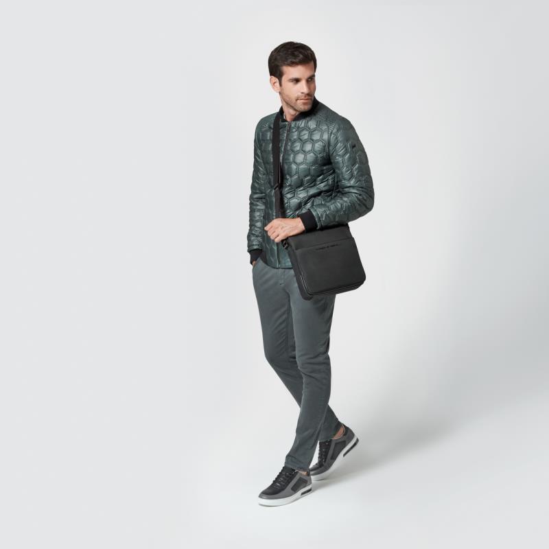 Porsche Design Roadster 4.1 ShoulderBag M Taška přes rameno