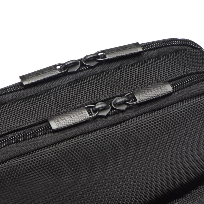 Porsche Design Roadster 4.1 ShoulderBag S Taška přes rameno černá black