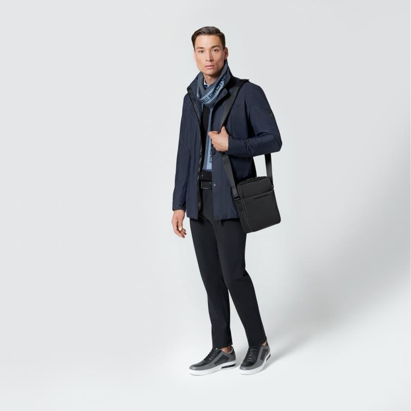 Porsche Design Roadster 4.1 ShoulderBag S Taška přes rameno černá black
