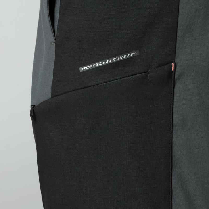 P 5070 M Porsche Design Cargo Shorts