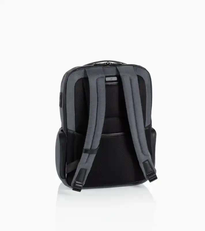 Porsche Design Roadster Pro Backpack L batoh šedý