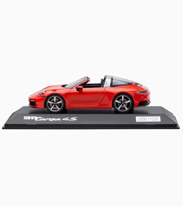 PORSCHE 911 Targa 4S (992) Model 1:43 lávově červená