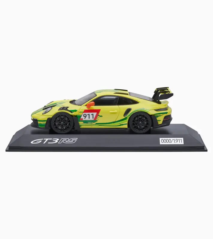 PORSCHE 911 GT3 RS (992) Ltd Edition Model 1:43 startovní číslo 911 žlutá