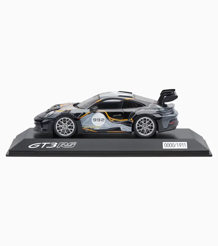 PORSCHE 911 GT3 RS (992) Ltd Edition Model 1:43 startovní číslo 992 šedočerná s oranžovými detaily