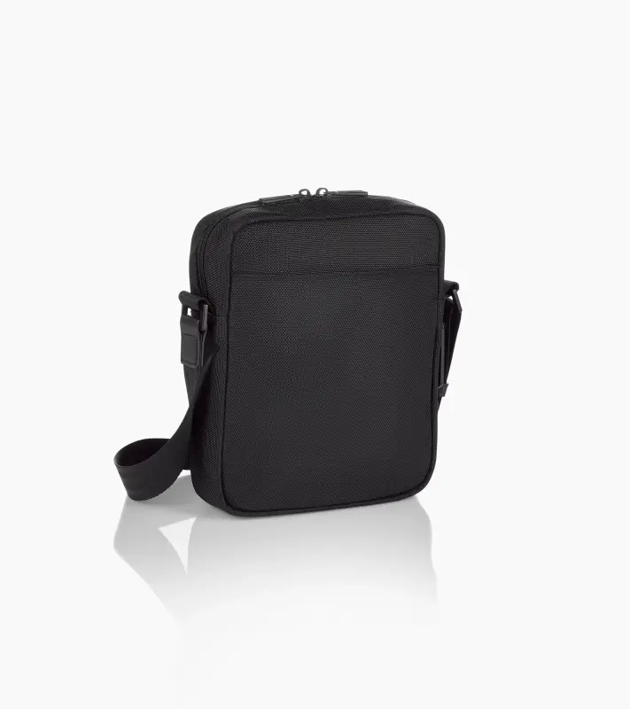 PORSCHE DESIGN Roadster Nylon Shoulder Bag XS Taška přes rameno malá s uzavíratelnými kapsami černá