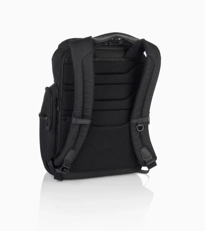 PORSCHE DESIGN Roadster Nylon Toploader Backpack M Batoh do města střední velikosti s přihrádkou na 14" notebook a horním otvíráním černý