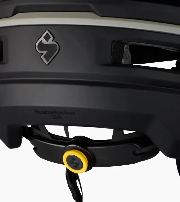PORSCHE Bushwhacker 2Vi® Mips Mountain Bike Helma cyklistická přilba splňující nejnáročnější normy pro ochranu hlavy světle šedá