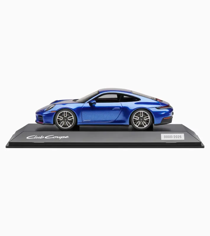 Porsche 911 Carrera T Coupe (992.2) Club Coupe Model 1:43 modrá metalíza
