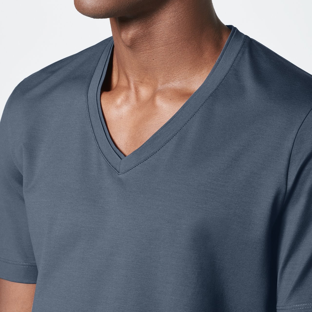 Porsche Design V-Neck Tee Tričko bavlněné s výstřihem do V šedé