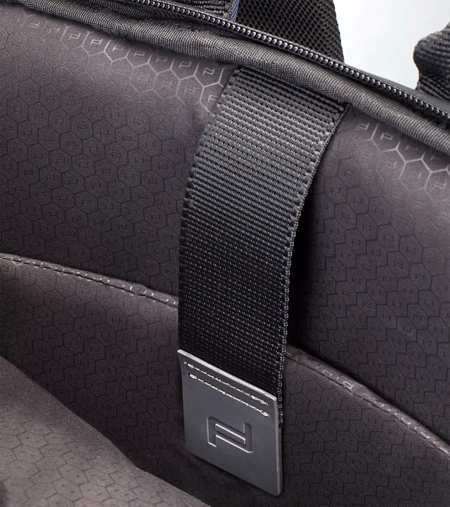 PORSCHE DESIGN Urban Eco Backpack M2 Batoh na záda kompaktní pracovní tmavě modrá