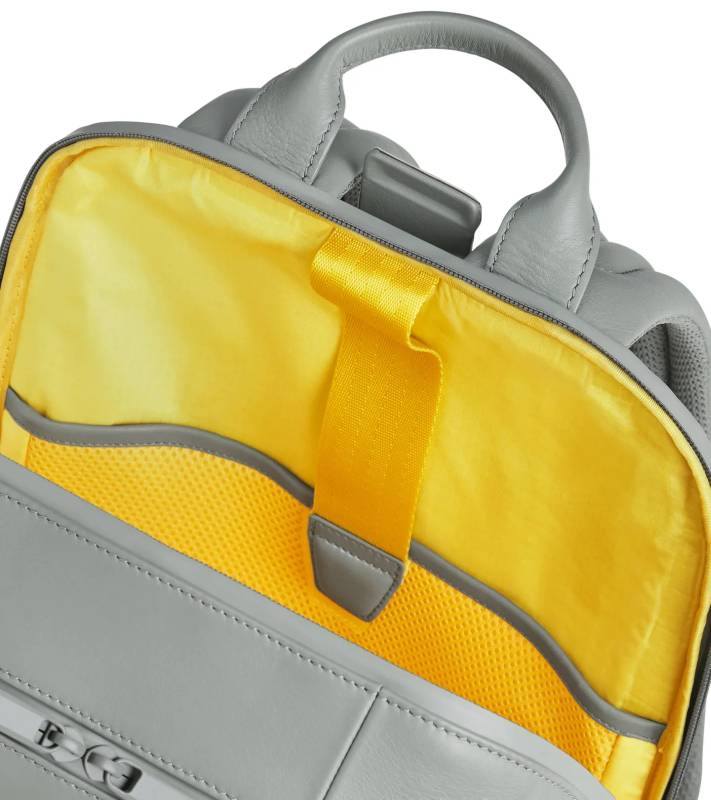 PORSCHE DESIGN Roadster Leather Backpack M1 Batoh střední velikosti kožený manažerský šedý