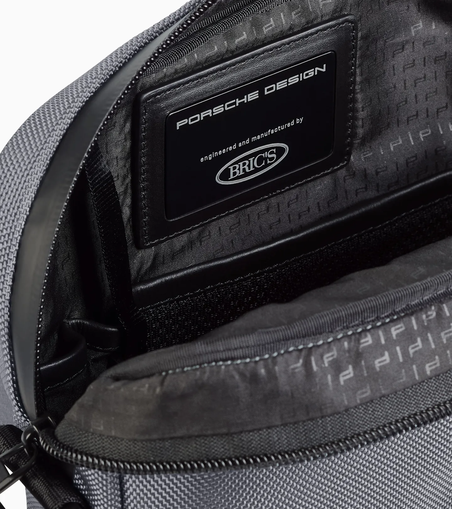 Porsche Design Roadster Pro Shoulder Bag XS malá taška přes rameno šedá