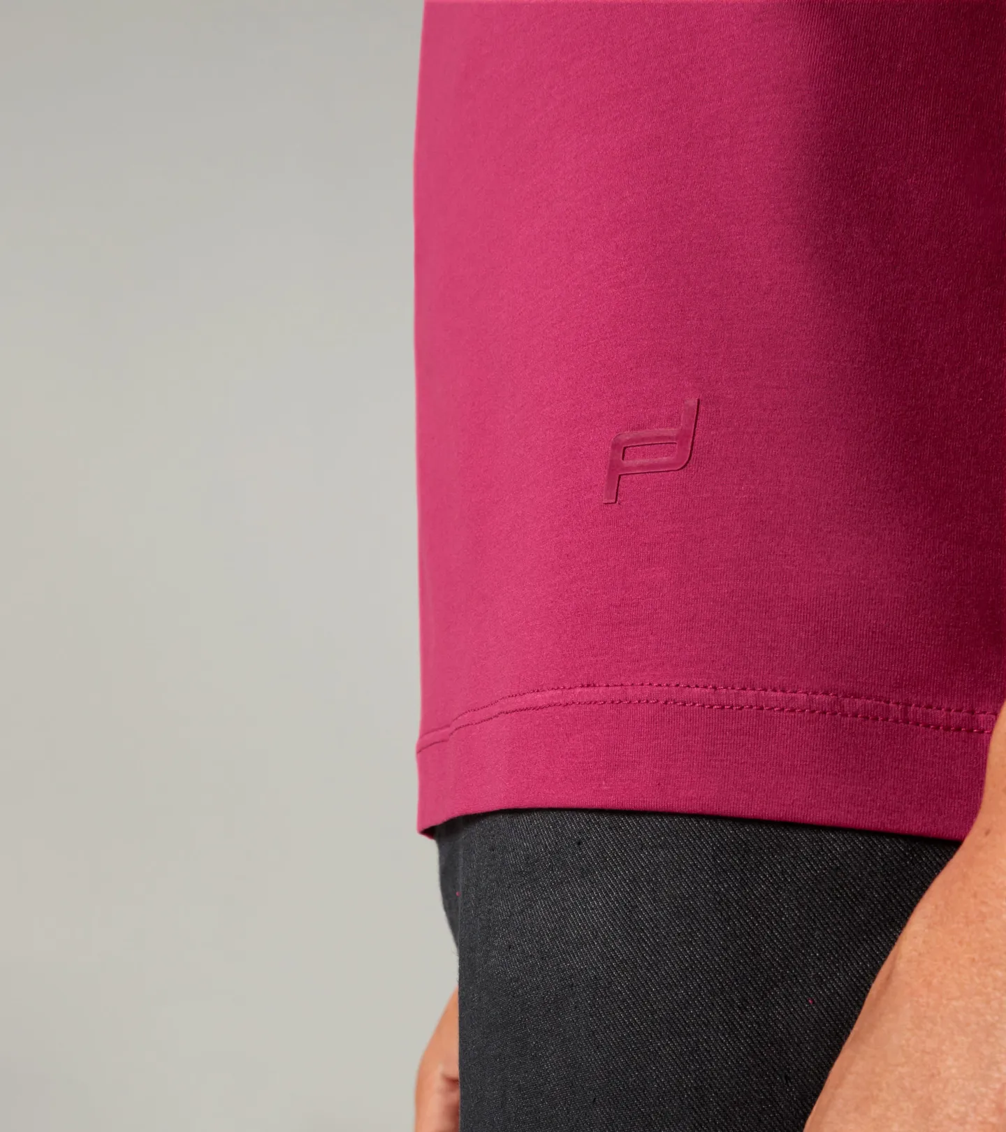 PORSCHE DESIGN V-neck T-shirt Tričko s výstřihem do V bavlněné purpurová
