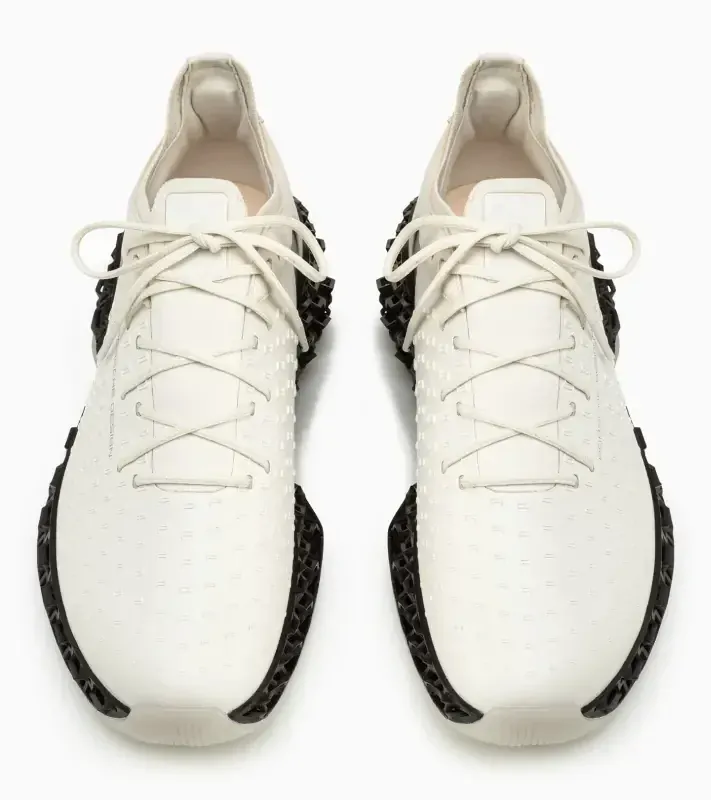 PORSCHE DESIGN 3D MATRIX trainers Obuv sportovní volnočasová s reliéfním vzorem a s uhlíkovým vláknem alpská bílá