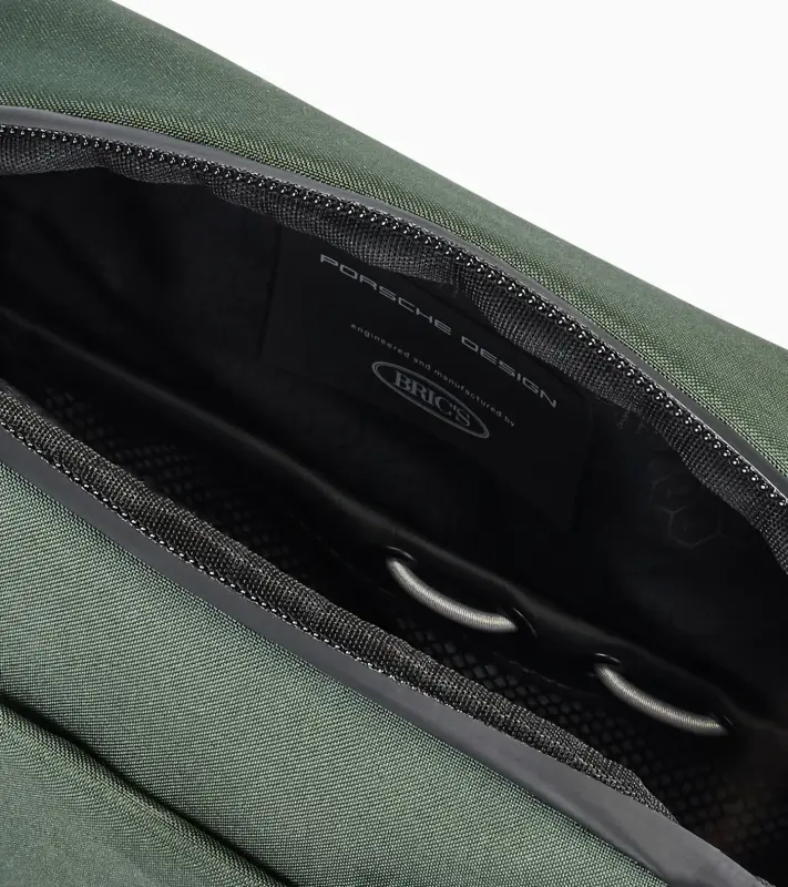 PORSCHE DESIGN Urban Eco Shoulder Bag S Taška přes rameno lesní zelená