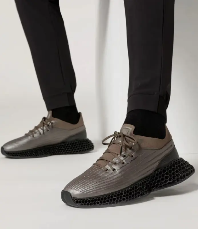 PORSCHE DESIGN 3D MTRX II Trainers Obuv sportovní volnočasová bronzově hnědá