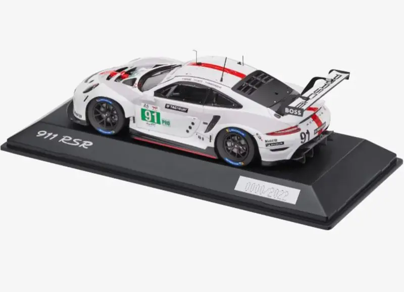 PORSCHE 911 RSR #91 24h Le Mans 2022 Model 1:43 startovní číslo 91 bílá