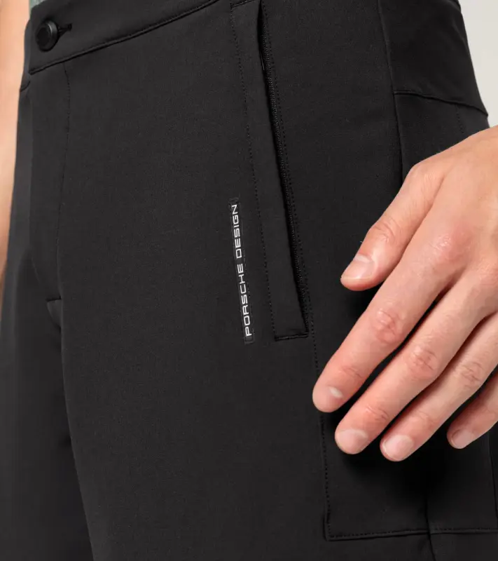 PORSCHE DESIGN Leisure shorts Krátké kalhoty šortky s elastickým pasem a logem černá