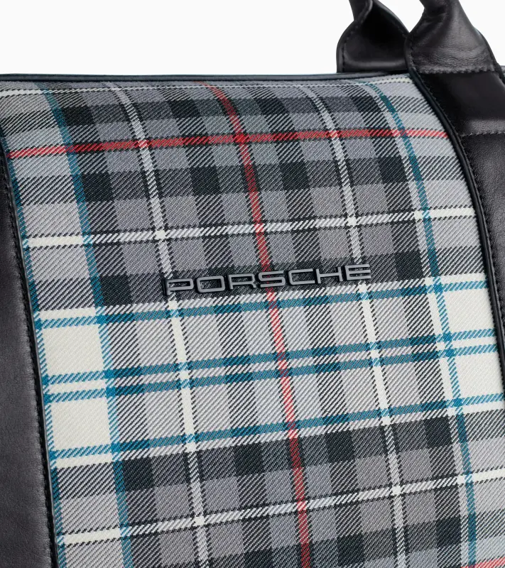 PORSCHE Heritage Weekender Bag 992 50Y Turbo Limited Edition Taška na cestování v ikonickém kostkovaném vzoru šedých odstínů