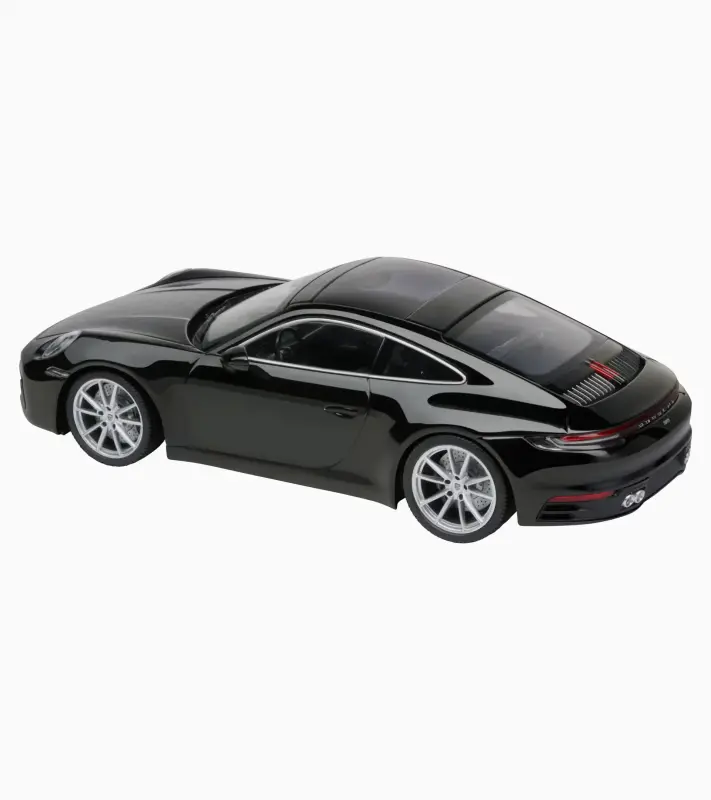 PORSCHE 911 Carrera 4S (992) Model 1:18 černá