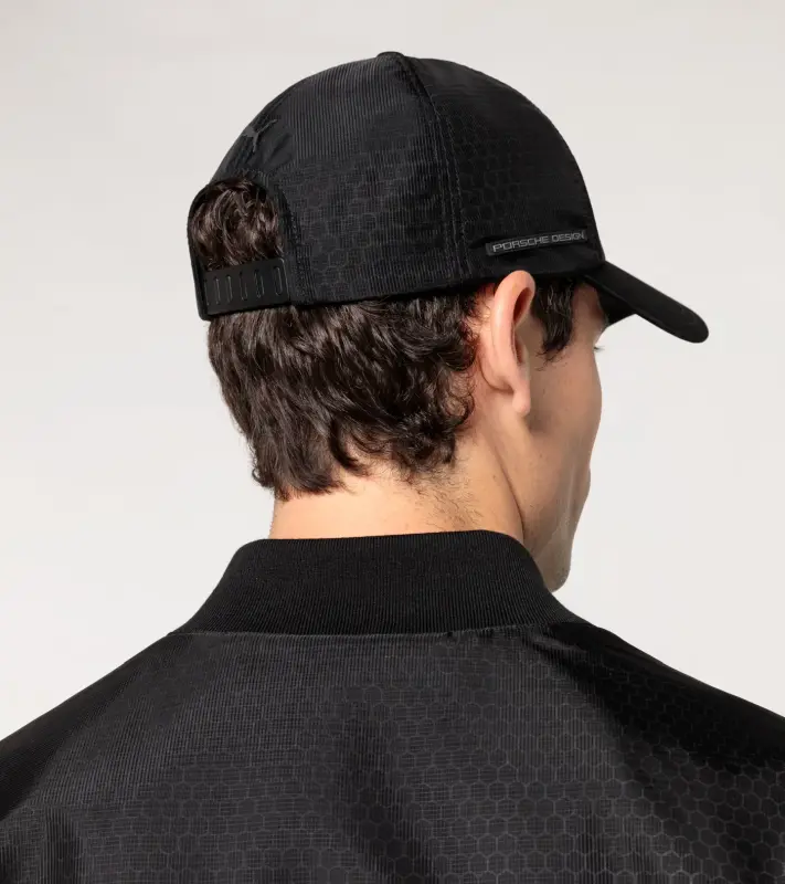 PORSCHE DESIGN Reflective hexagon cap Čepice kšiltovka se šestihranným vzorem a reflexním prvkem černá