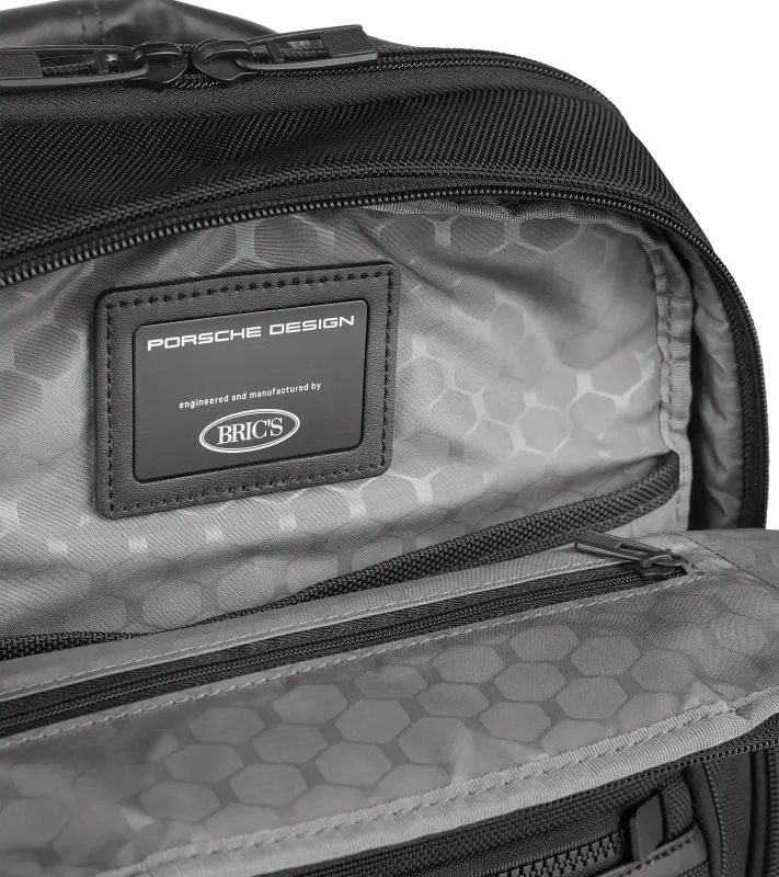 PORSCHE DESIGN Roadster Nylon Backpack S Batoh do města s přihrádkou na 14" notebook černý