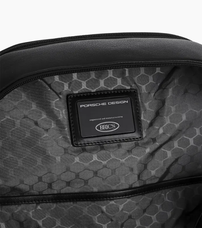 PORSCHE DESIGN Roadster Leather Backpack M Batoh kožený do města s přihrádkou na notebook 14" s organizérem a kapsami na zip černý