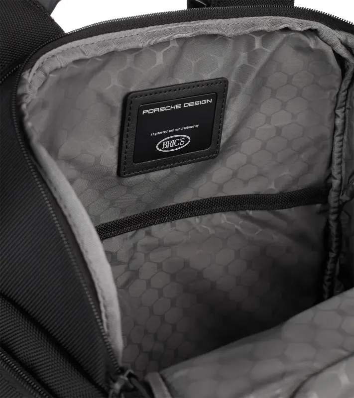 PORSCHE DESIGN Roadster Nylon Toploader Backpack M Batoh do města střední velikosti s přihrádkou na 14" notebook a horním otvíráním černý