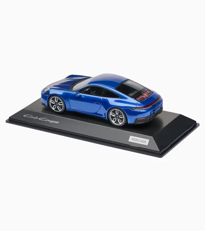 Porsche 911 Carrera T Coupe (992.2) Club Coupe Model 1:43 modrá metalíza