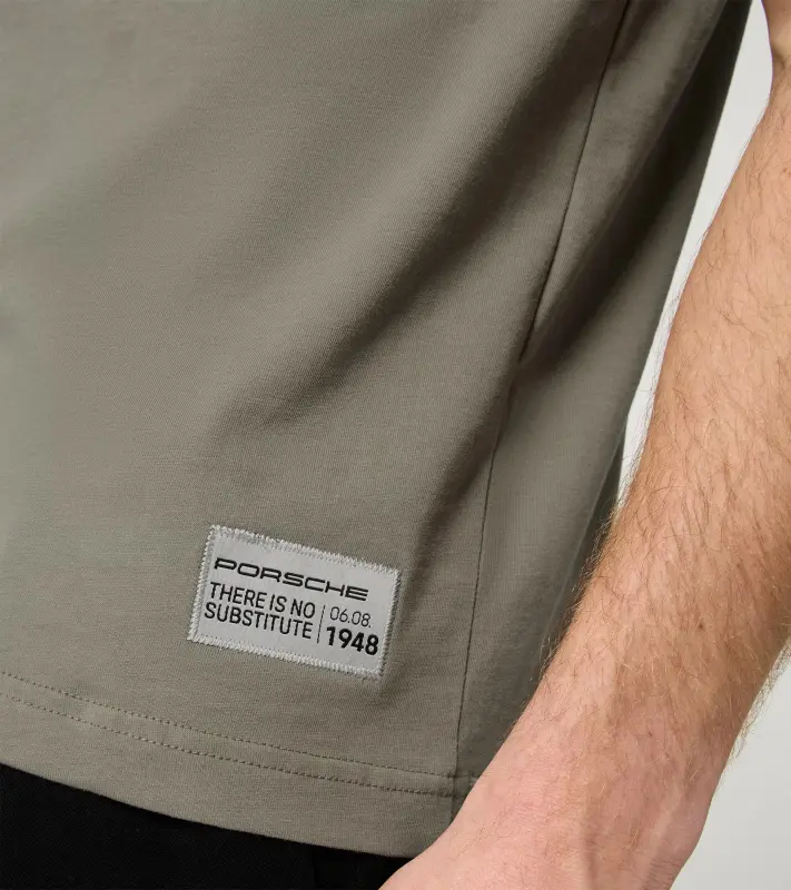 PORSCHE T-Shirt There Is No Substitute Unisex Tričko s kulatým výstřihem volnočasové sportovní bavlněné v šedozelené