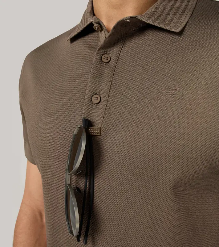 PORSCHE DESIGN TecFlex Polo Tričko bavlněné z piké s límečkem a knoflíkovou légou v hnědé camelka