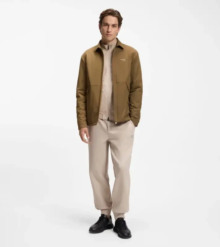 PORSCHE DESIGN Relaxed-fit overshirt with light padding Porsche x BOSS Bundokošile s lehkým zateplením s reliéfním logem hnědá camelka