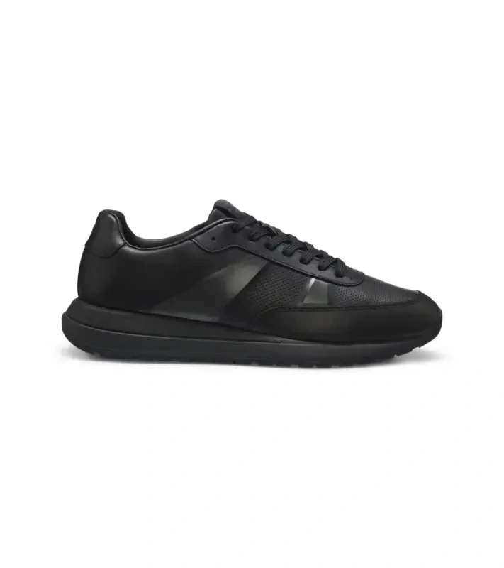 PORSCHE DESIGN Leather Sneaker with perforated details Porsche x BOSS Obuv volnočasová neformální kožená s logem černá
