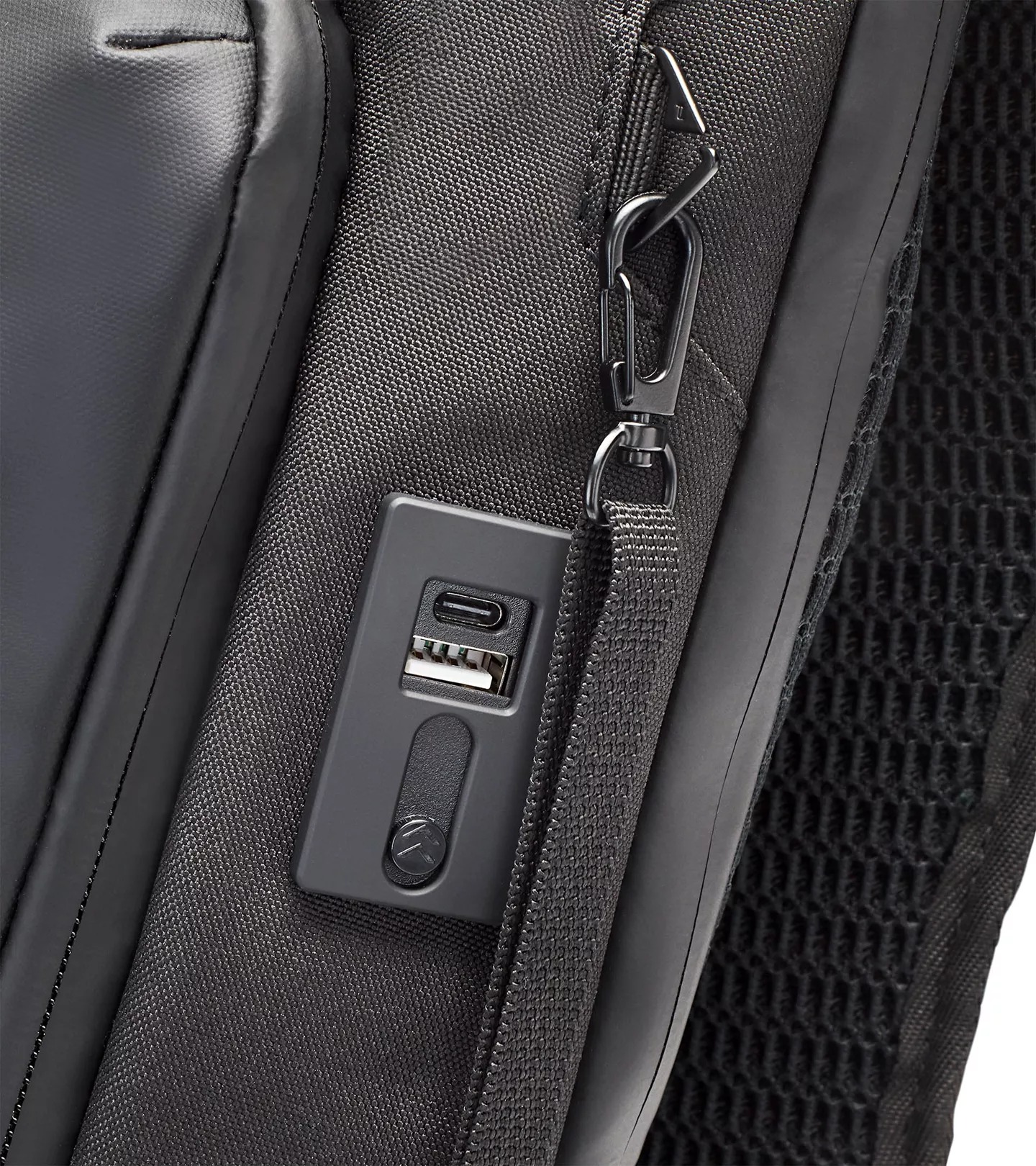Porsche Design Urban Eco Cycling Backpack Batoh na záda cyklistický černý black