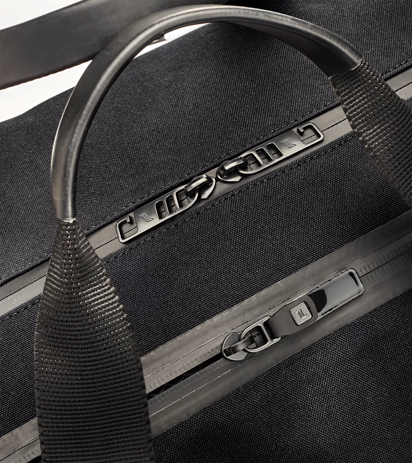 Porsche Design Urban Eco Weekender Cestovní taška černá black