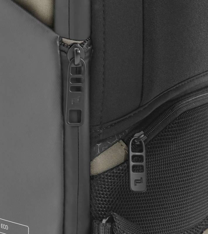Porsche Design Urban Eco Backpack XS Batoh na záda menší šedá