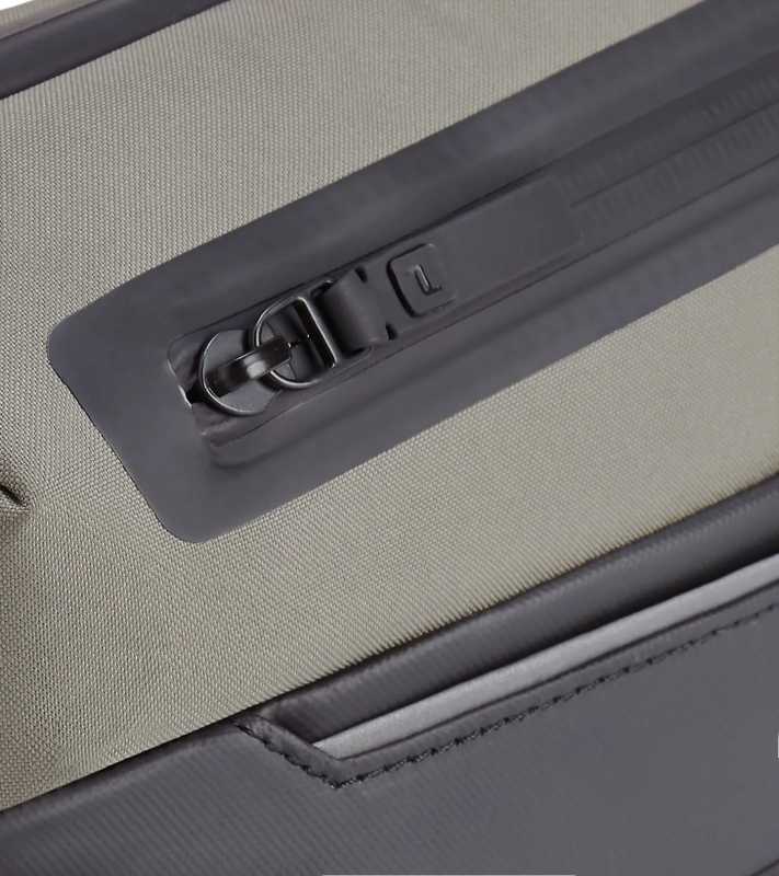 Porsche Design Urban Eco Washbag L pouzdro na toaletní potřeby