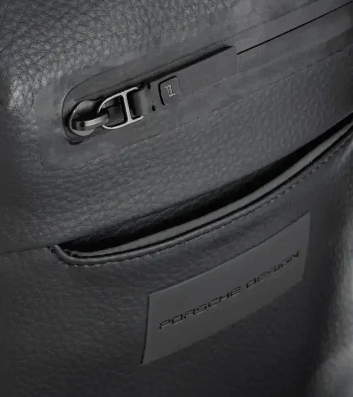 PORSCHE DESIGN Urban Eco RL Shoulder Bag Taška přes rameno černá