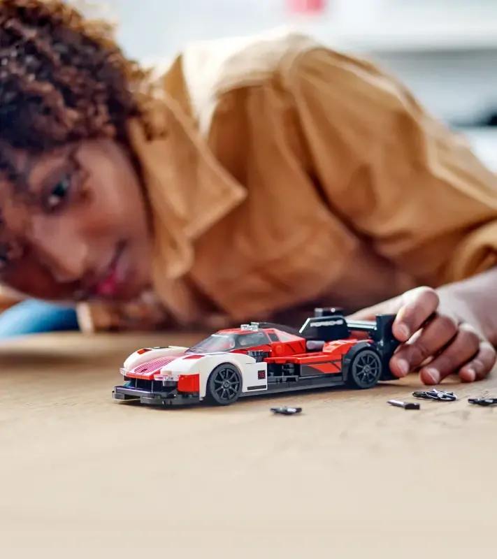 PORSCHE LEGO® Speed Champions Porsche 963 Stavebnice Porsche 963 červenobílá