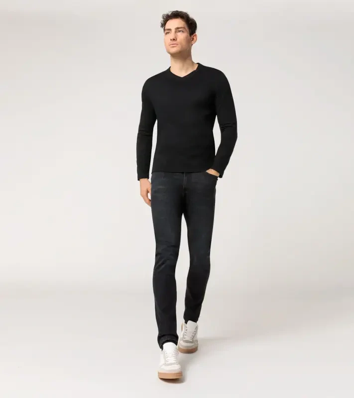 PORSCHE DESIGN Long-sleeve V-neck T-shirt Tričko s dlouhým rukávem a výstřihem do V černá