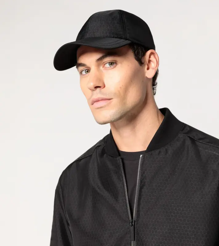 PORSCHE DESIGN Reflective hexagon cap Čepice kšiltovka se šestihranným vzorem a reflexním prvkem černá