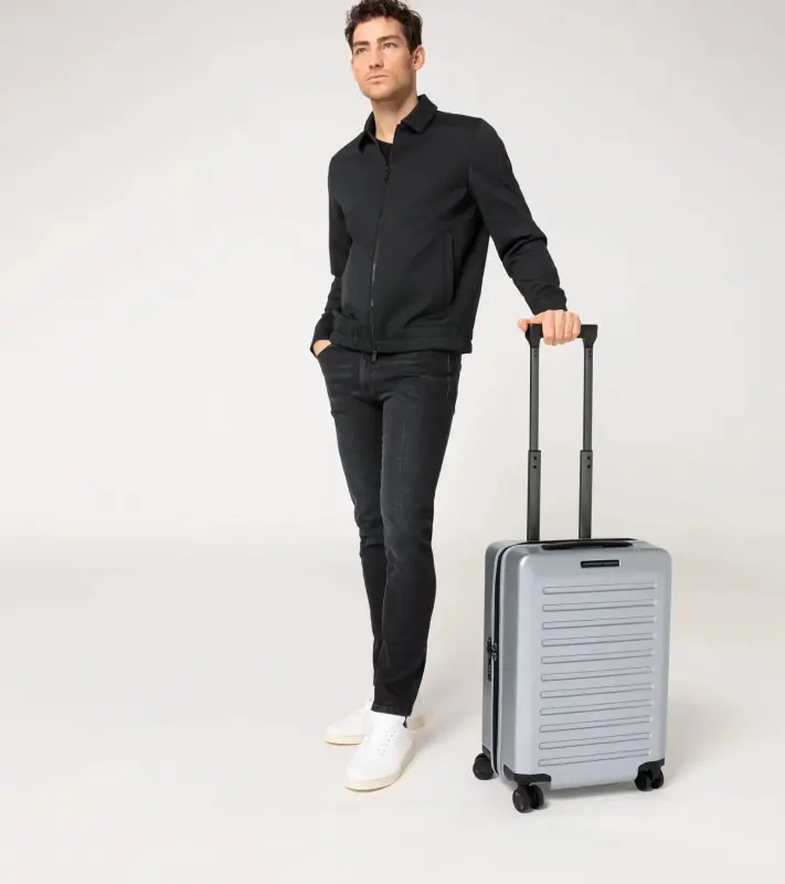 PORSCHE DESIGN Voyager 2.0 Hardcase 4W Trolley S Kufr lehké kabinové skořepinové zavazadlo stříbrnošedé TSA