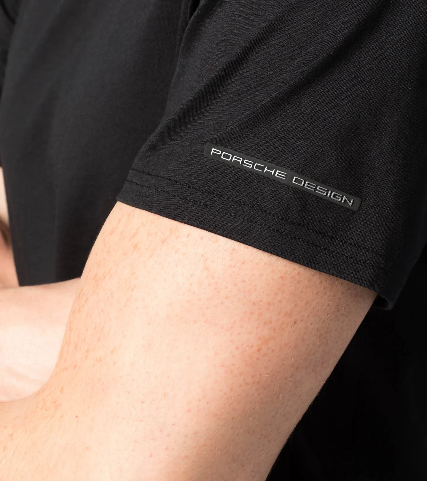 Porsche Design Essential T-SHIRT Tee Tričko s kulatým výstřihem barva černá jet black
