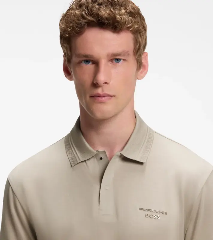 PORSCHE DESIGN Polo Shirt with gloss branding Porsche x BOSS Polokošile tričko s límečkem a knoflíčky s reliéfní grafikou béžová