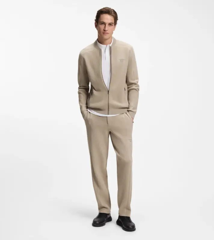 PORSCHE DESIGN Tracksuit Bottoms with contrast details Porsche x BOSS Kalhoty volnočasové sportovní s reliéfním logem a výraznými detaily v béžové