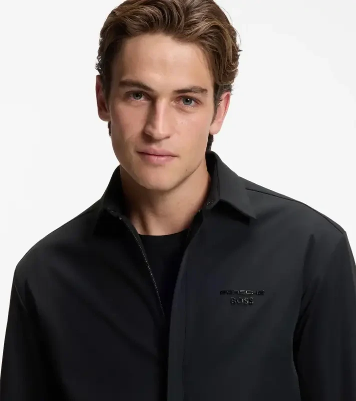 PORSCHE DESIGN Relaxed-fit overshirt with light padding Porsche x BOSS Bundokošile s lehkým zateplením s reliéfním logem černá