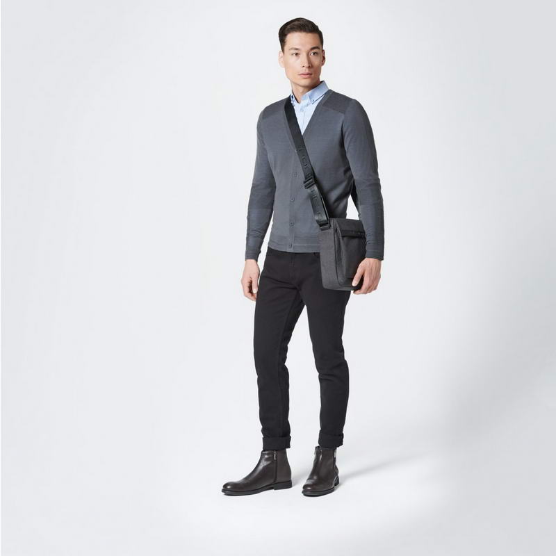 Porsche Design Cargon 3.0 ShoulderBag SVF Taška přes rameno šedá