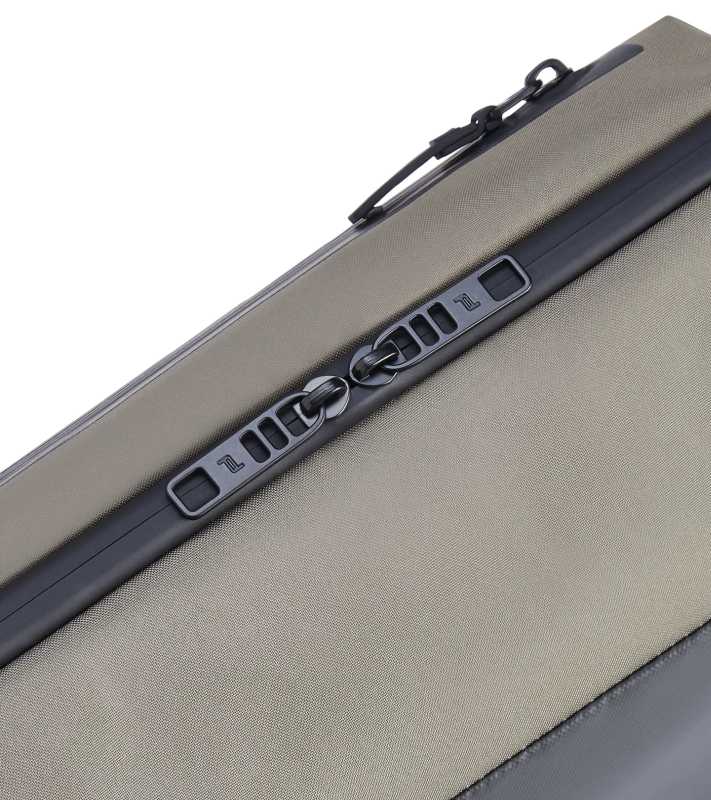 Porsche Design Urban Eco Washbag L pouzdro na toaletní potřeby