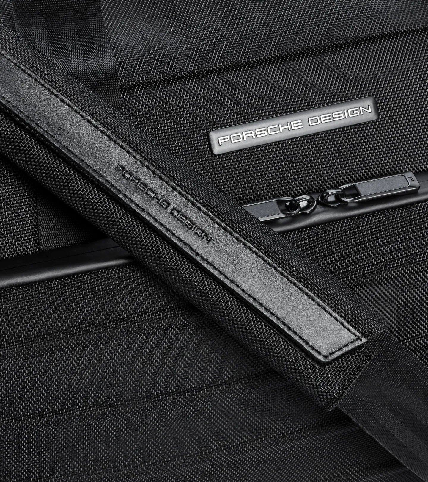 Porsche Design Roadster Pro Weekender S cestovní taška černá