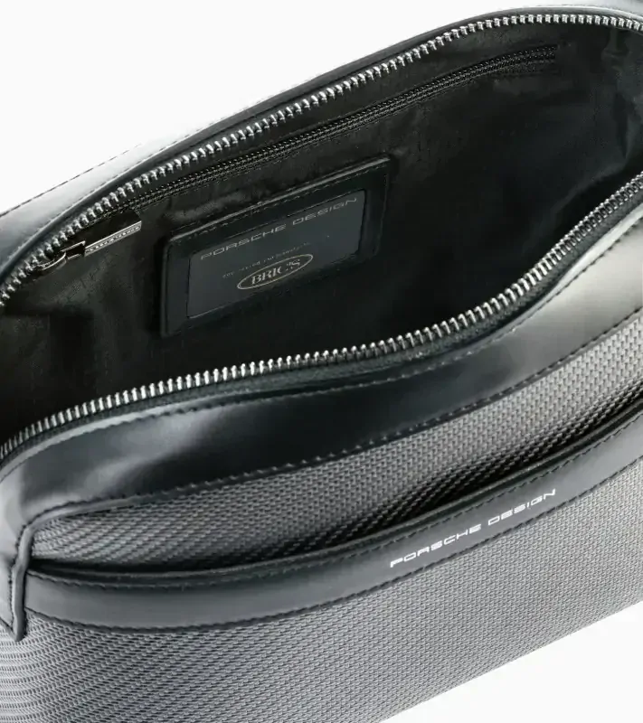 PORSCHE DESIGN Carbon Washbag Taška toaletní kosmetická z uhlíkových vláken černá